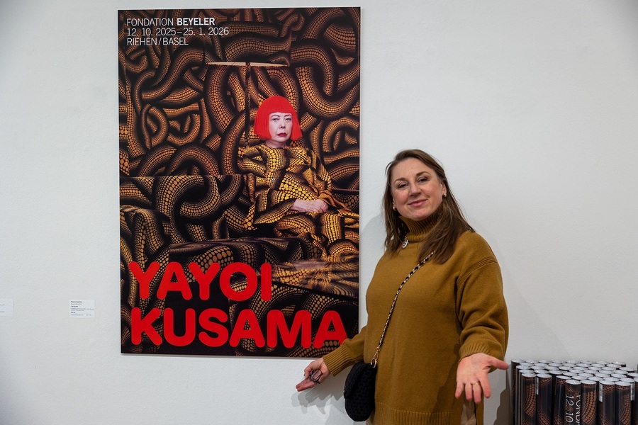Обзор выставки Яёи Кусама в музее фонда Бейелер